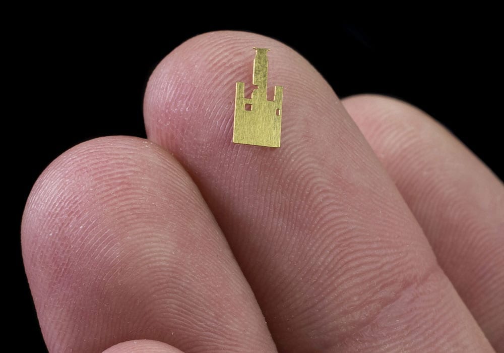 Etched microphone connector
