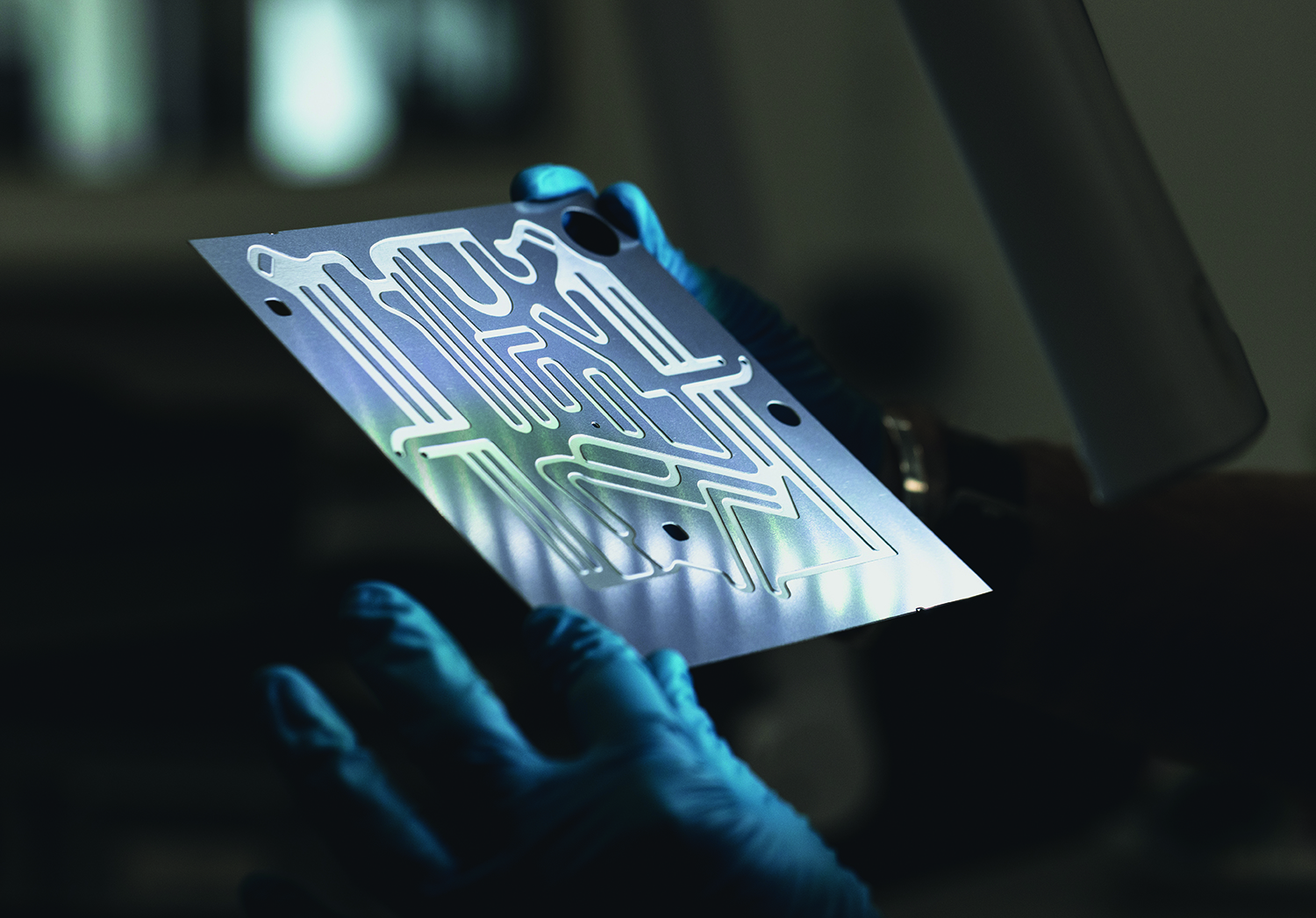 Etched fluidic plate